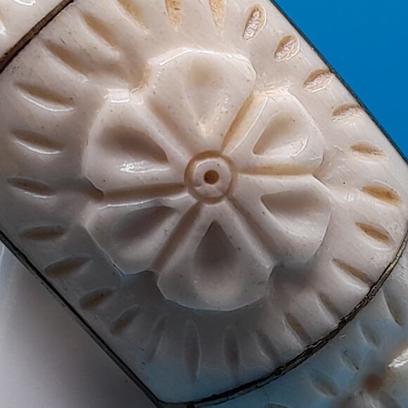 Vintage Carved Celluloid Wide Bangle Bracelet, Brass Inside, 8 Inches - Picture 6 of 10